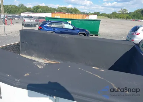 2002 Chevrolet Silverado 2500Hd из США, поврежденный, VIN 1GBHK24U52E129724